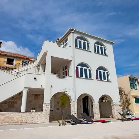 Apartment The Beach House *