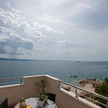 The Beach House Apartment Jesenice (Split-Dalmatia)