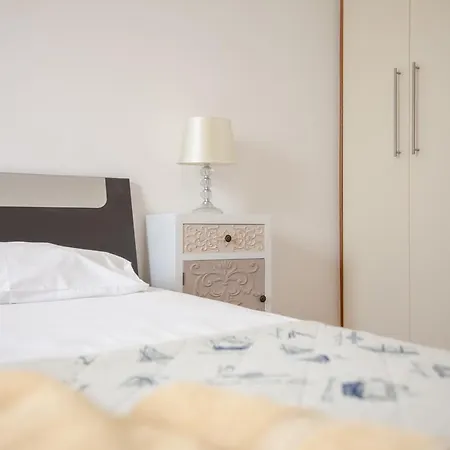 Apartamento The Beach House Jesenice (Split-Dalmatia)